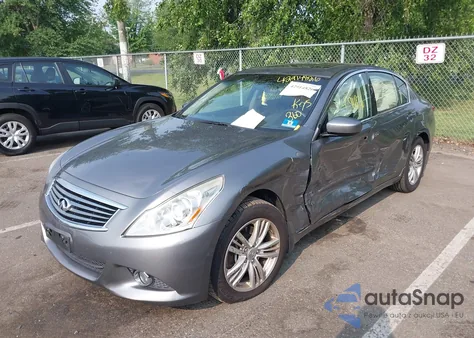 2013 Infiniti G37X из США, поврежденный, VIN JN1CV6AR6DM350426